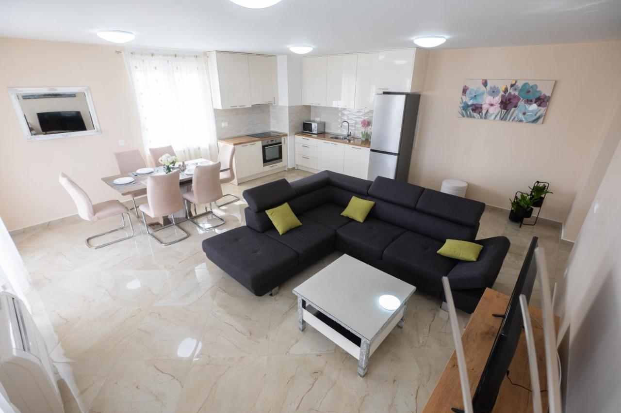 Blue Horizon Zara Apartment Luaran gambar