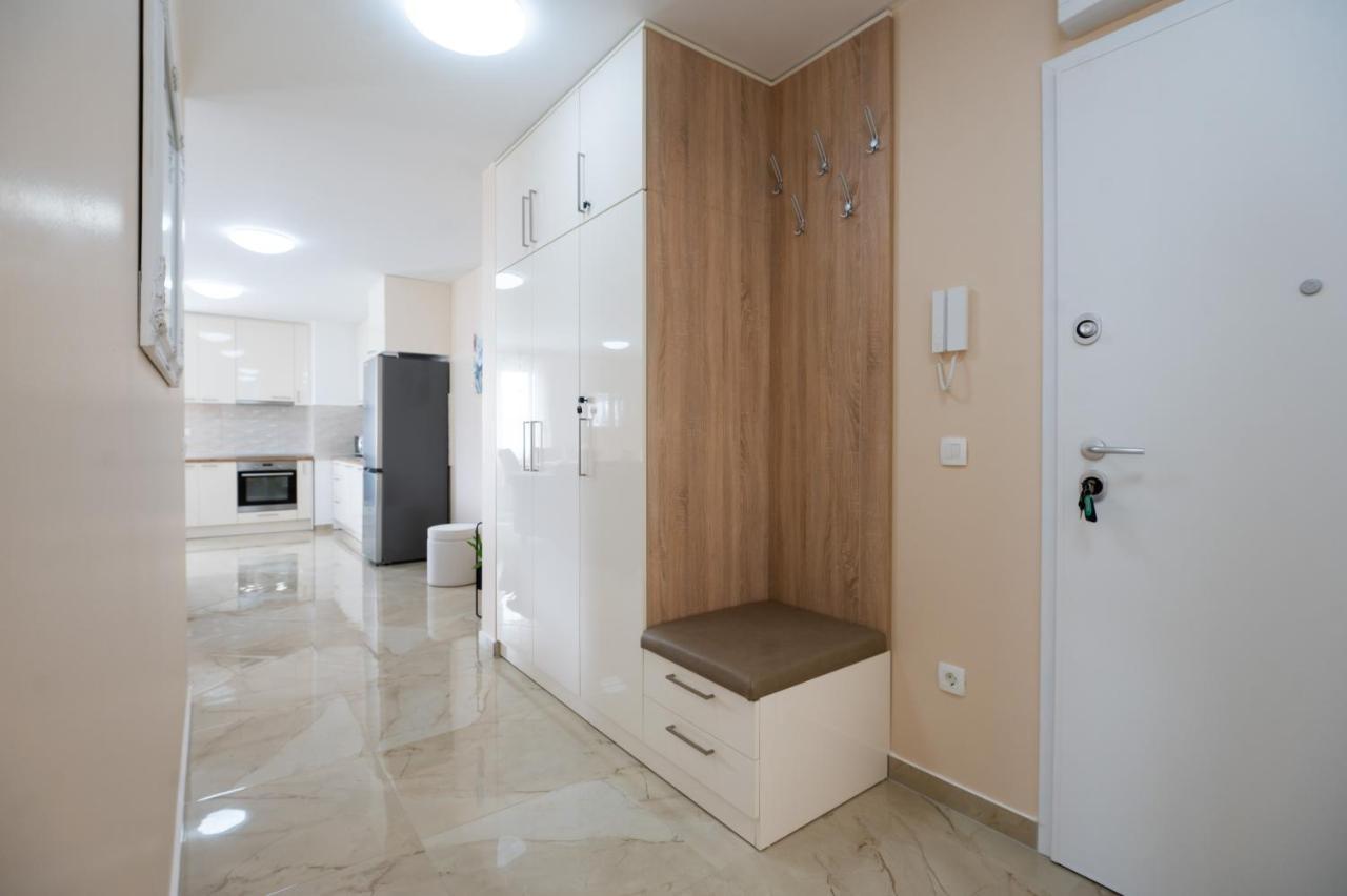 Blue Horizon Zara Apartment Luaran gambar