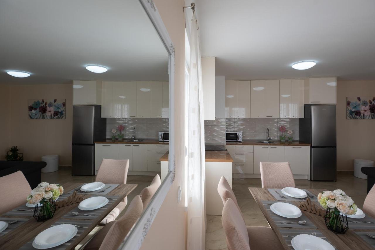 Blue Horizon Zara Apartment Luaran gambar