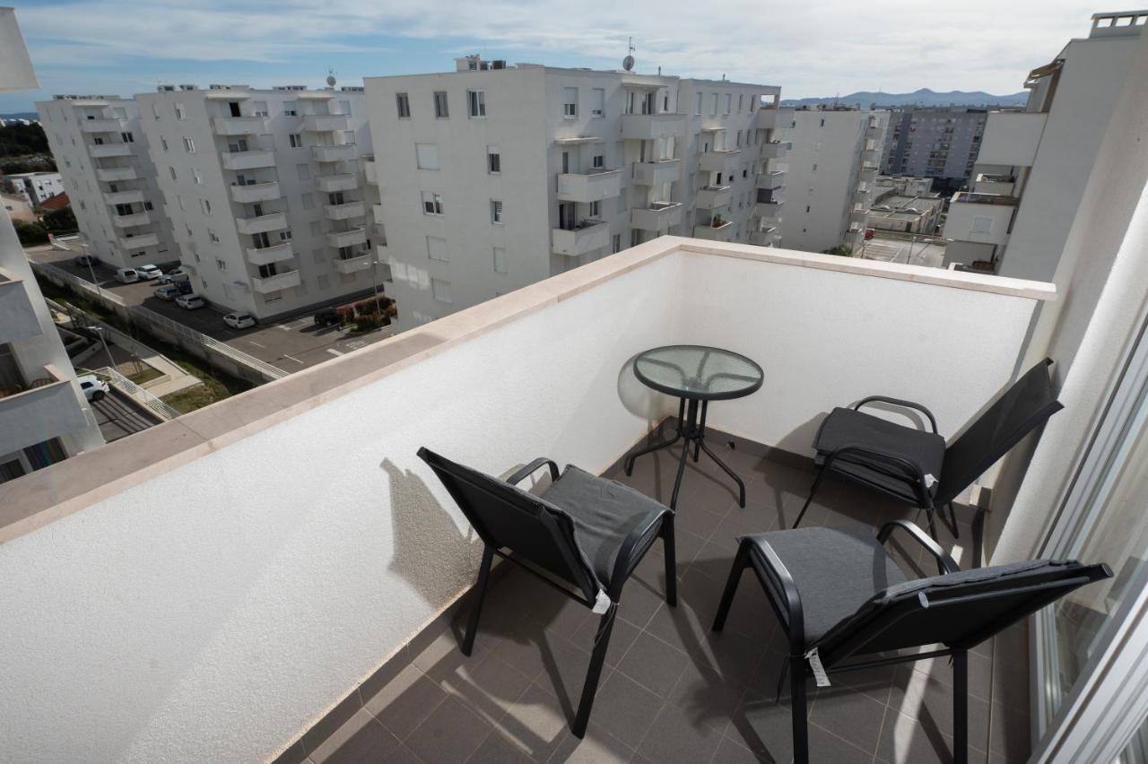 Blue Horizon Zara Apartment Luaran gambar