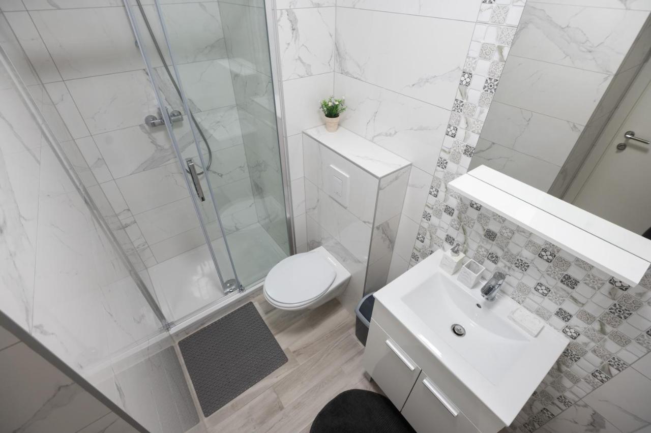 Blue Horizon Zara Apartment Luaran gambar