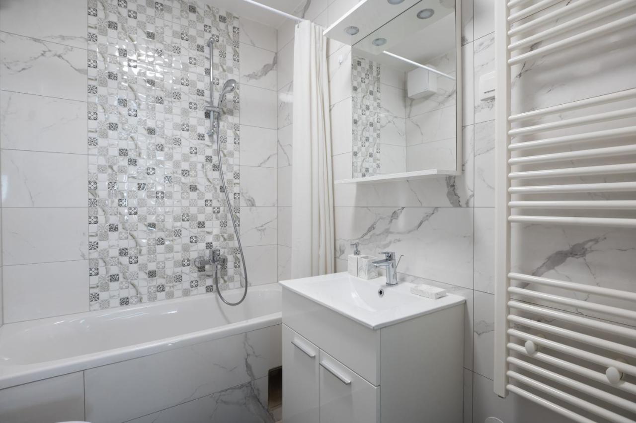Blue Horizon Zara Apartment Luaran gambar